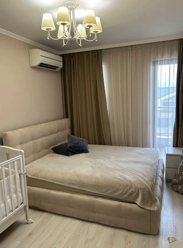 Дава се под наем Тристаен апартамент в Пловдив, Тракия - 110 кв.м за 1000 € - Снимка #4