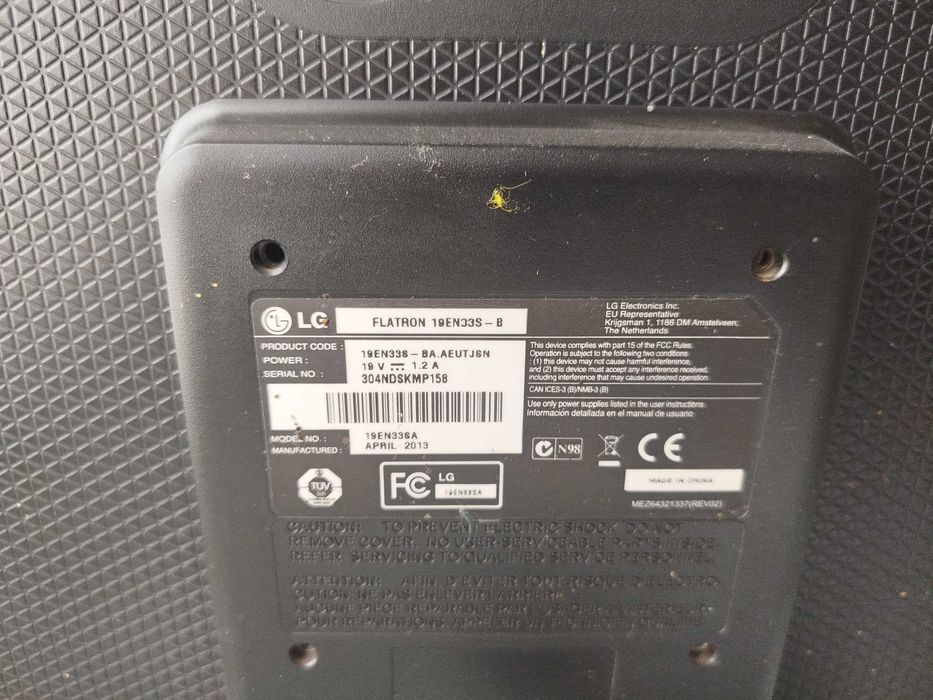 Монитор LG Flatron 19