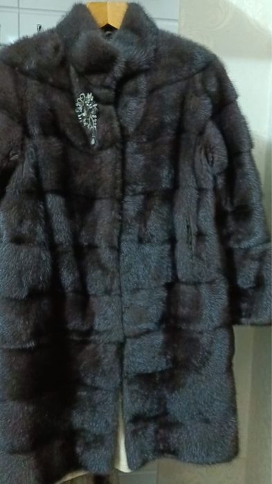 Продам норковую шубу