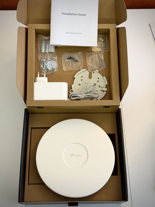 2x Access Point Wi-Fi 6 TP-Link Omada EAP670 AX5400 -Garantie Oct 2027