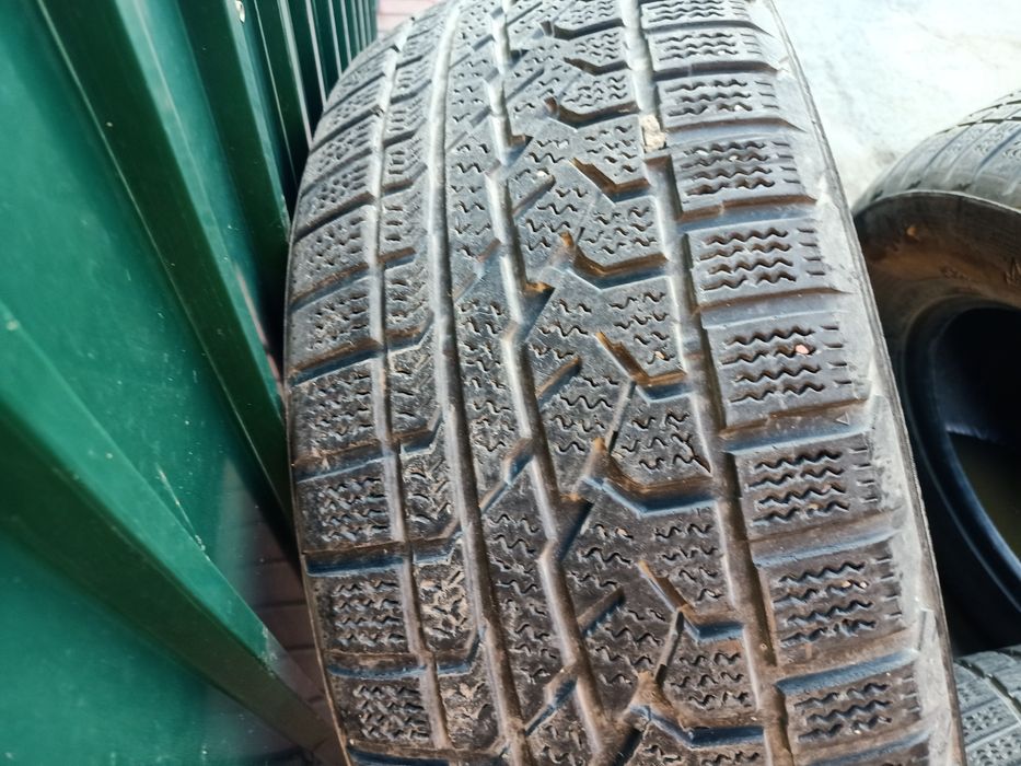 Шины зимние 265/65/R17