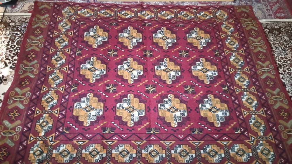 Винтажный туркменский шерстяной ковер 200 на 150.