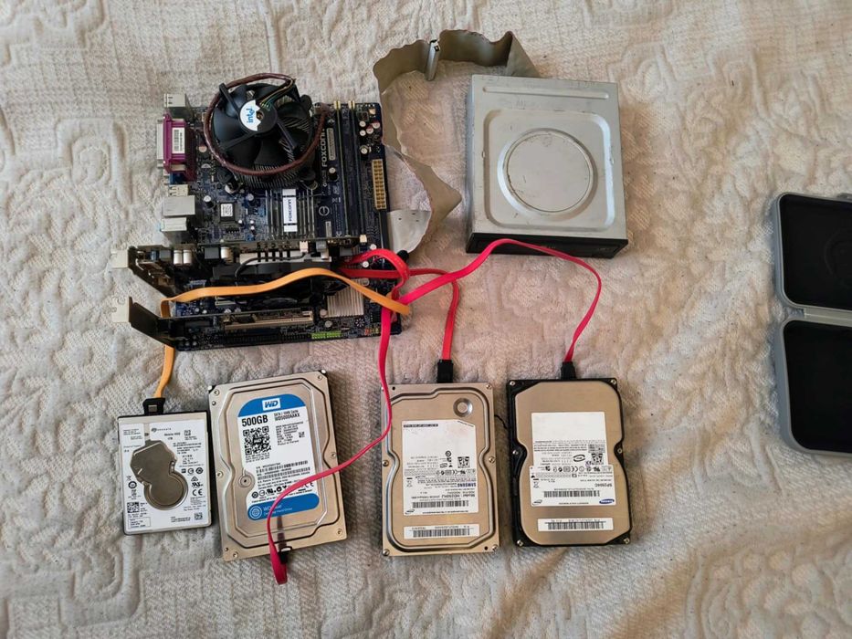 Ретро PC комплект -  Foxconn G31MXP, Pentium 4 3.06 GHz, Radeon HD5670