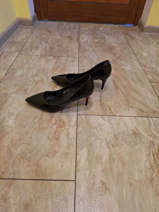 Намалени на 25лв Нови Бутикови рокли+подаръци