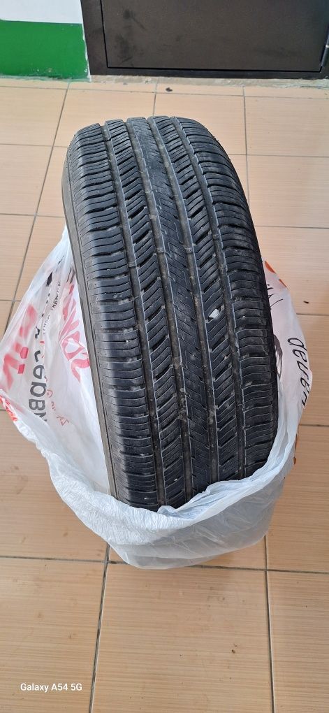 Продаются шины в комплекте 235×65×17