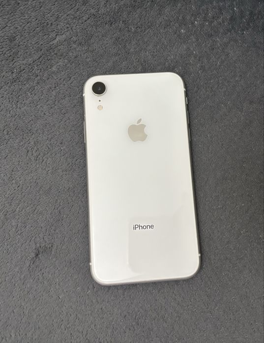 Iphone 10 xr, цвет: белый