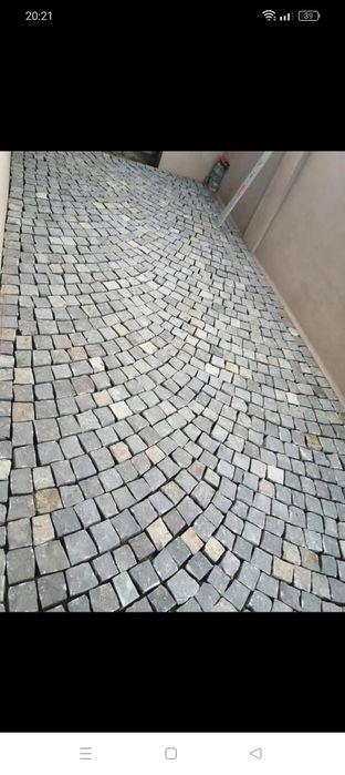 Pavaj din piatra cubica