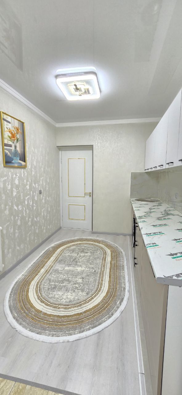 Метро Хамза Новза 1/3/4. Срочно продается квартира