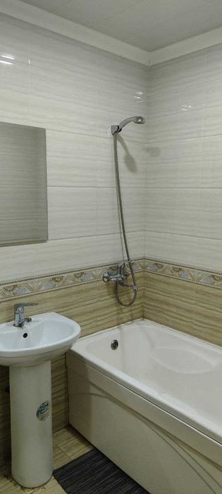 Продаётся Евро Офис 64 м2  Чиланзар Мукумий Ор-р Голд центр