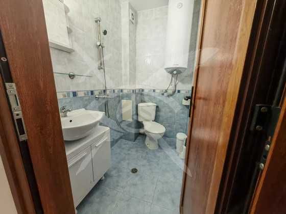 Дава се под наем Двустаен апартамент в Варна, Базар Левски - 60 кв.м за 450 € - Снимка #3