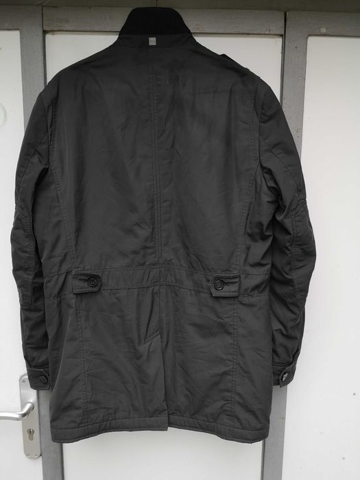 ''HUGO BOSS ''оригинално мъжко яке.шуба ХЛ размер