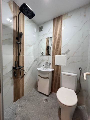 Двустаен апартамент след основен ремонт! ж.к. Фондови жилища!