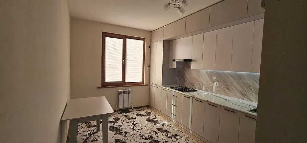 Сдаётся комфортная квартира на Метро Ойбек 372*