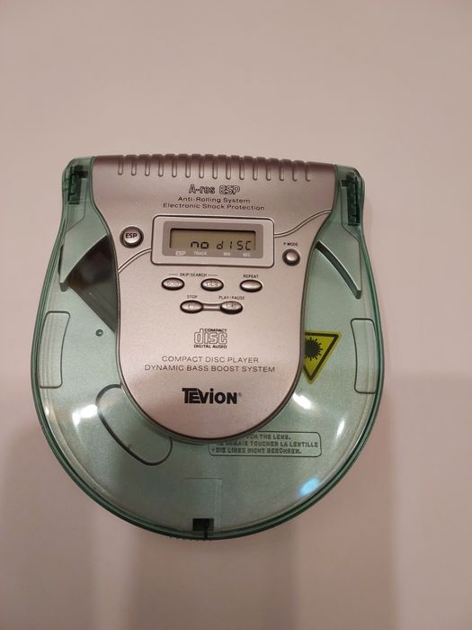CD-Player Tevion MD7894. ESP, Anti-Rolling Sistem, Bass Boost.