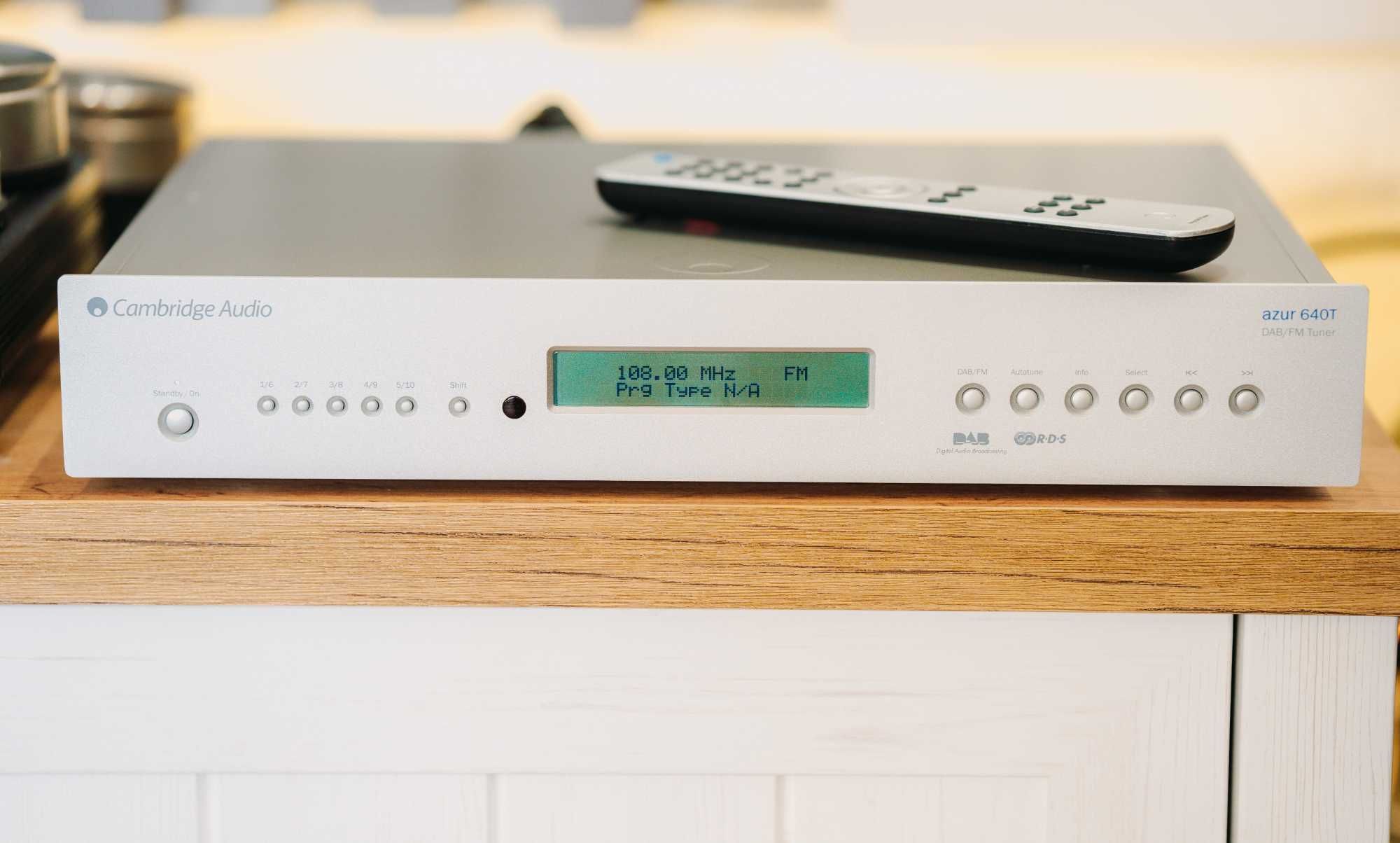 Cambridge Audio 840C + 640T – CD плейър/2хDAC/XLR и DAB/FM тунер