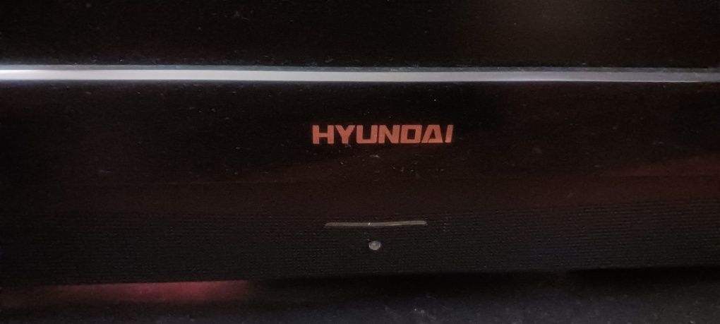 Телевизор Hyundai 26 инча