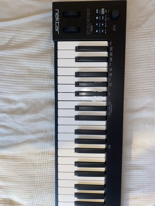 Миди клавиатура Nektar Impact GX61