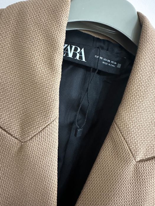 Сако ZARA с двуредово закопчаване