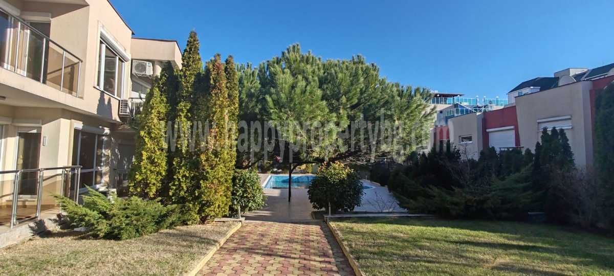 Продава се Двустаен апартамент в Свети Влас - 75 кв.м за 1187 €/кв.м - Снимка #13