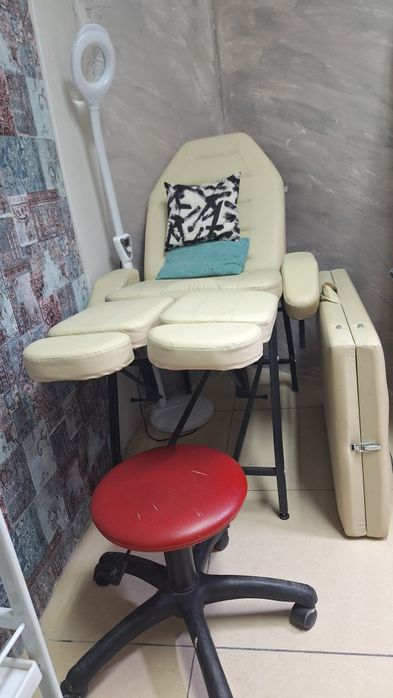 Срочно продается педикюрная кресло