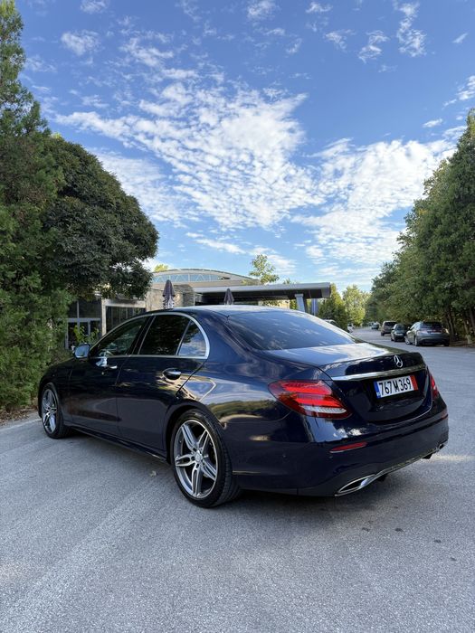 Mercedes-benz E220 9G/AMG Packet/Digital/Head up/Keyless go/Distronic