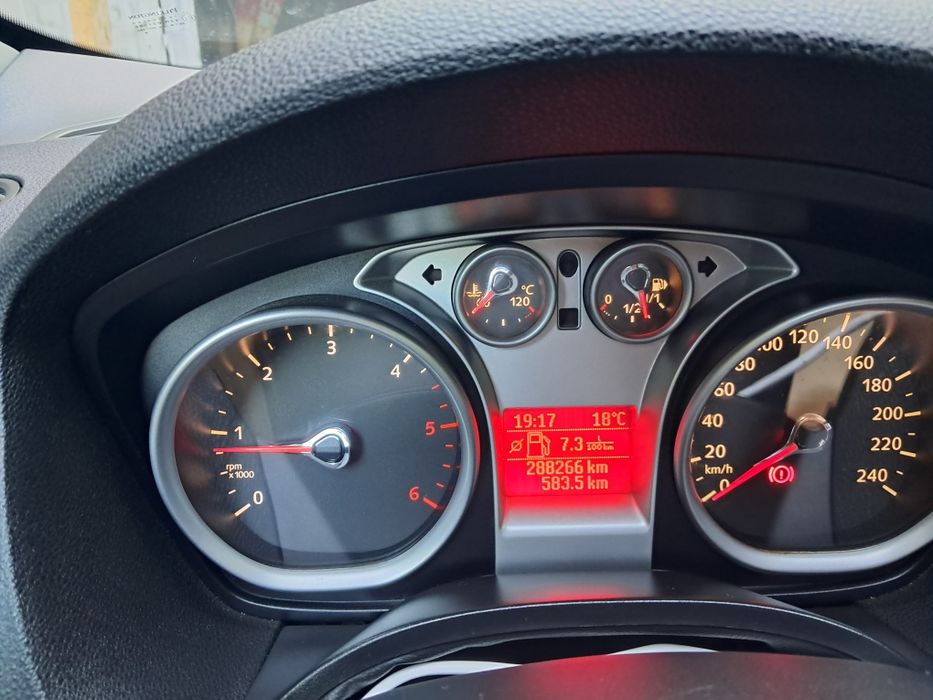 FORD Kuga Titanium2