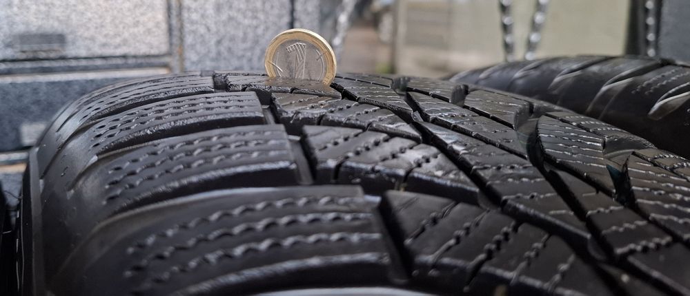 TOYO OBSERVE S944 XL 205/60 R16 96H 4бр. зимни с джанти и тасове