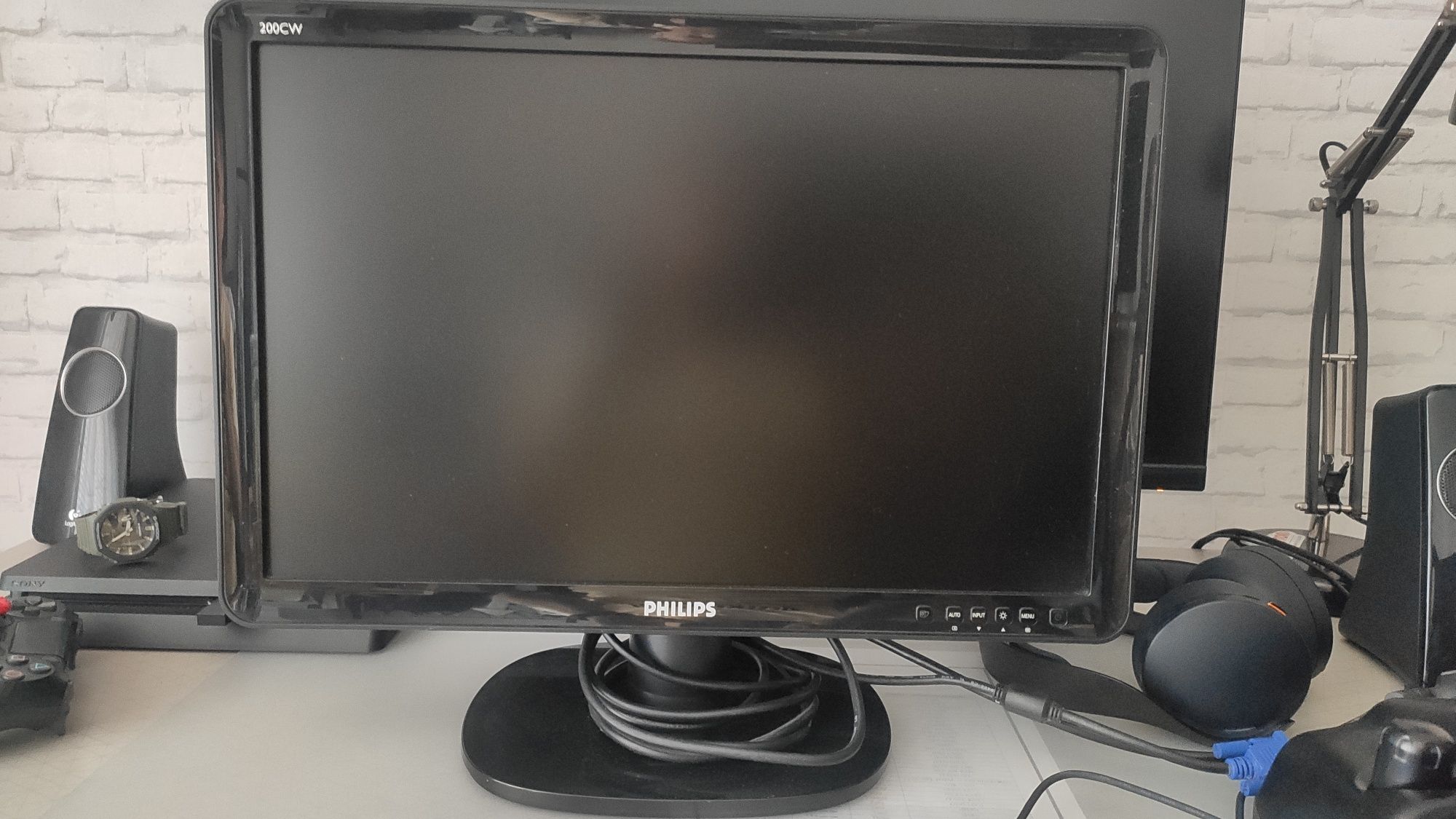 Монитор PHILIPS HWC8200T 20"