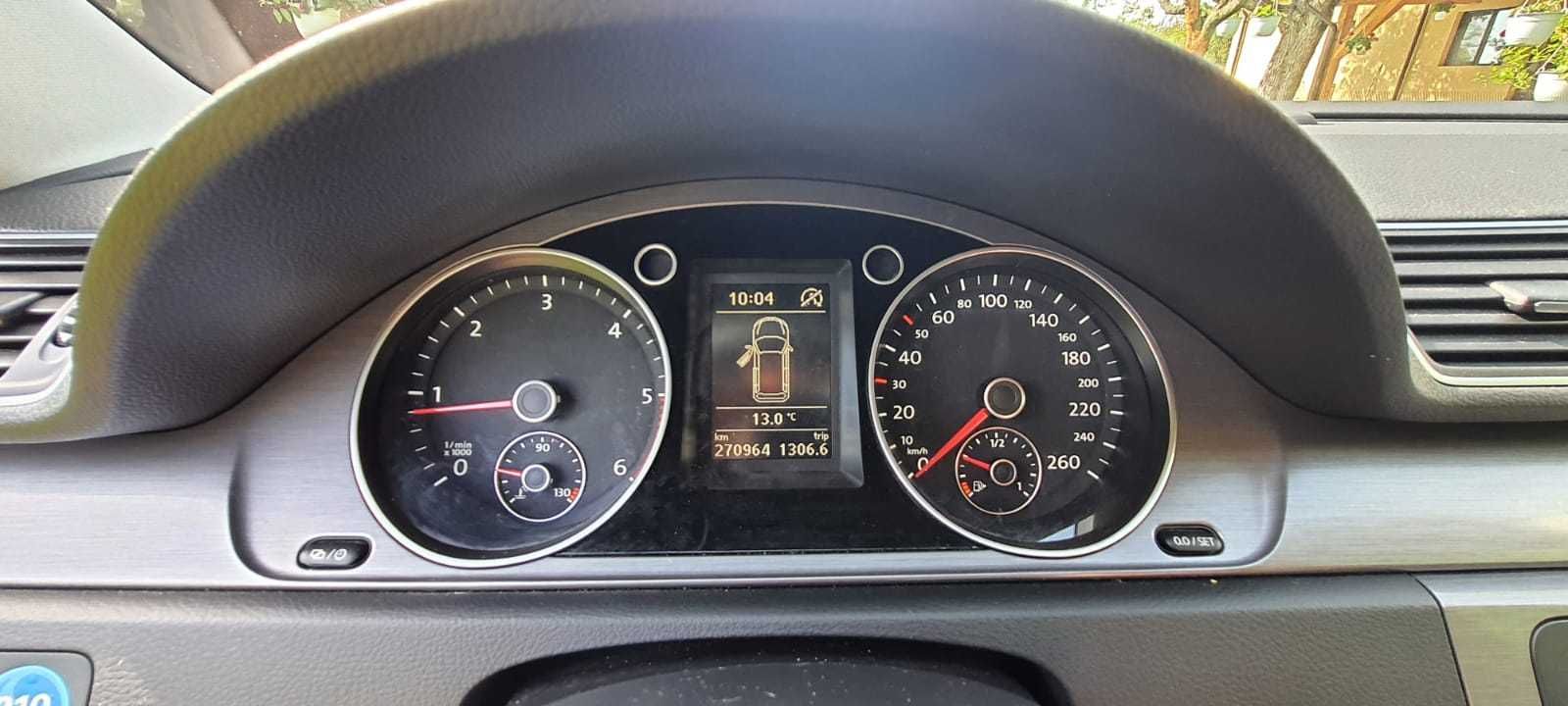 Volkswagen Passat B7 2013 2.0 TDI