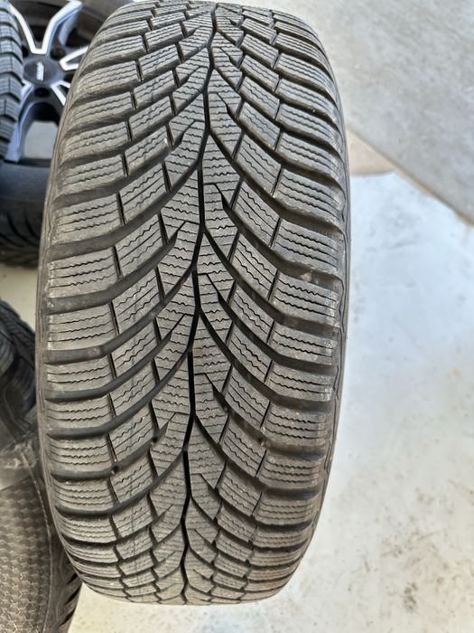 Anvelope iarna cu jante 215/60 R 16 H