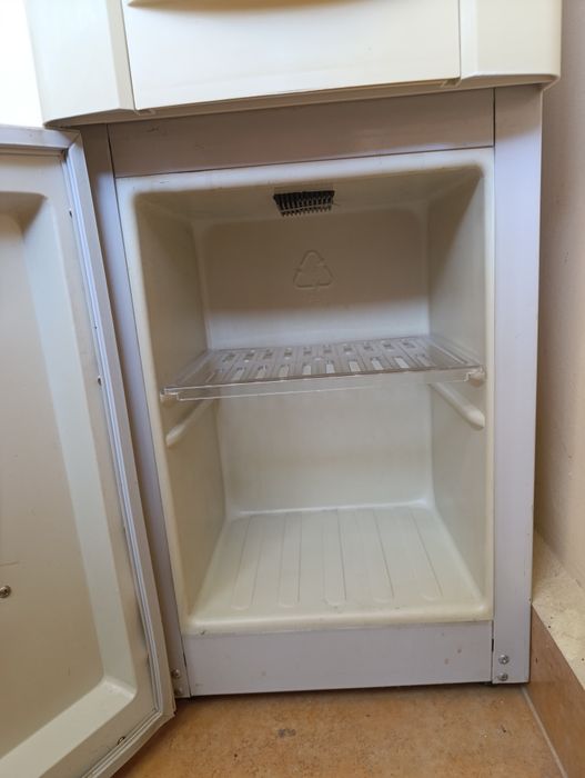 Диспенсър/ Машина за вода MC Bulgaria