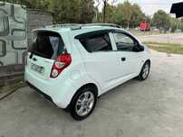 Chevroet spark 2011. 1.0L