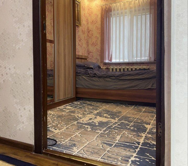 Olmozor tumani qora qamish fargona kafesi oldida