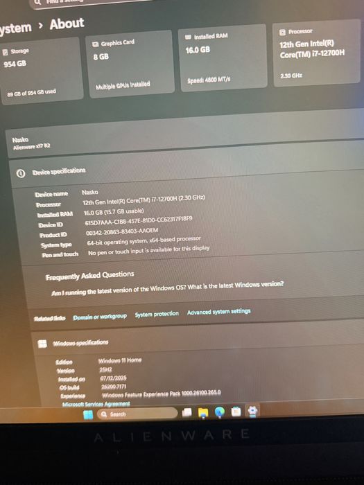 Laptop Alienware m17 r2