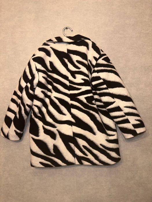 Детское пальто зебра
