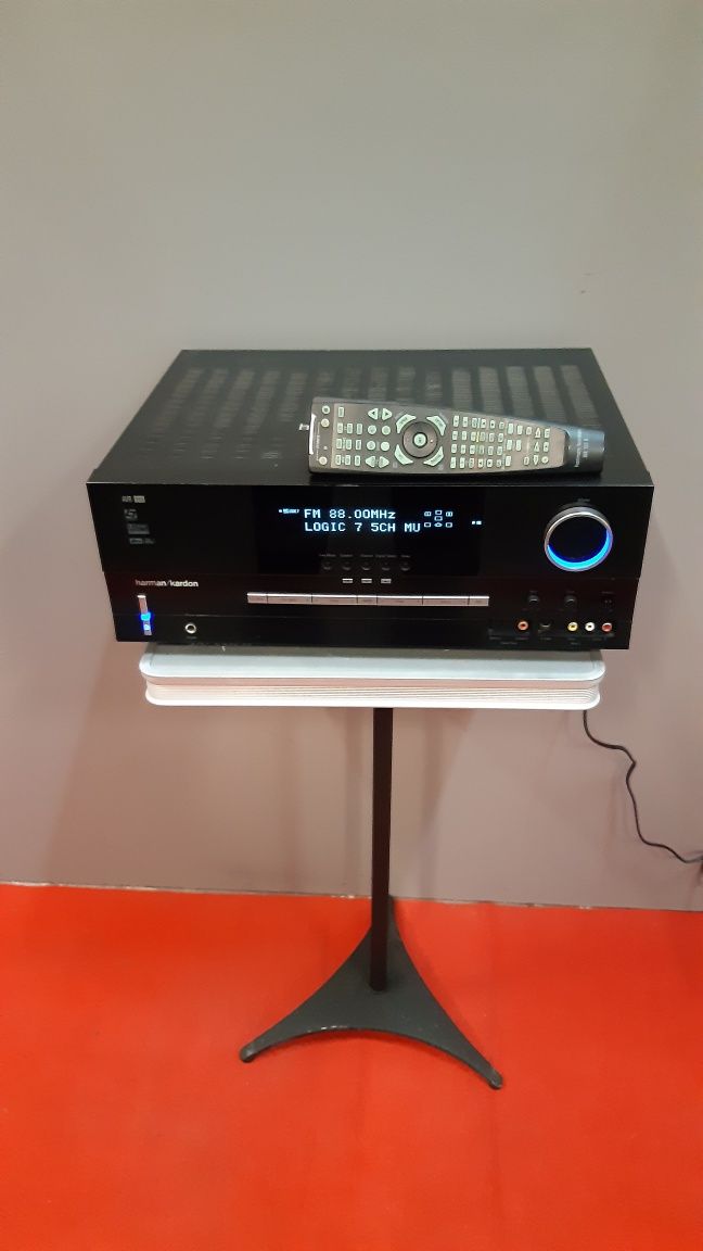 Recivier 6.1 Harman Kardon AVR135