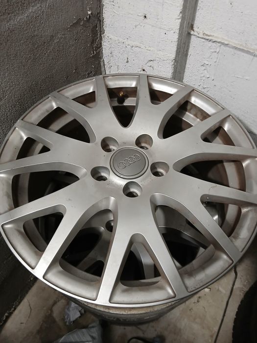 Vând jante audi a4b7
