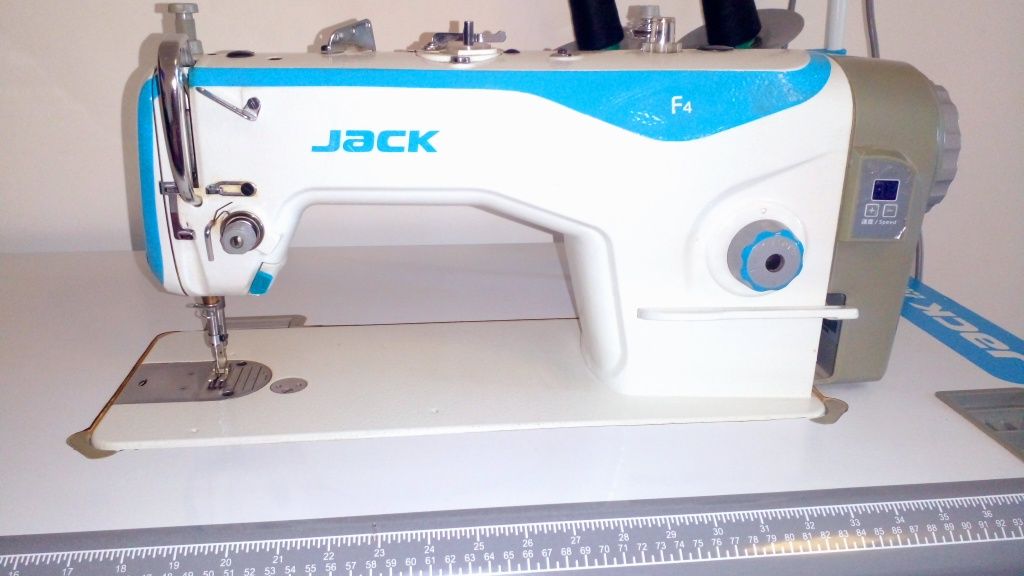 Jack F4 ,elektronika