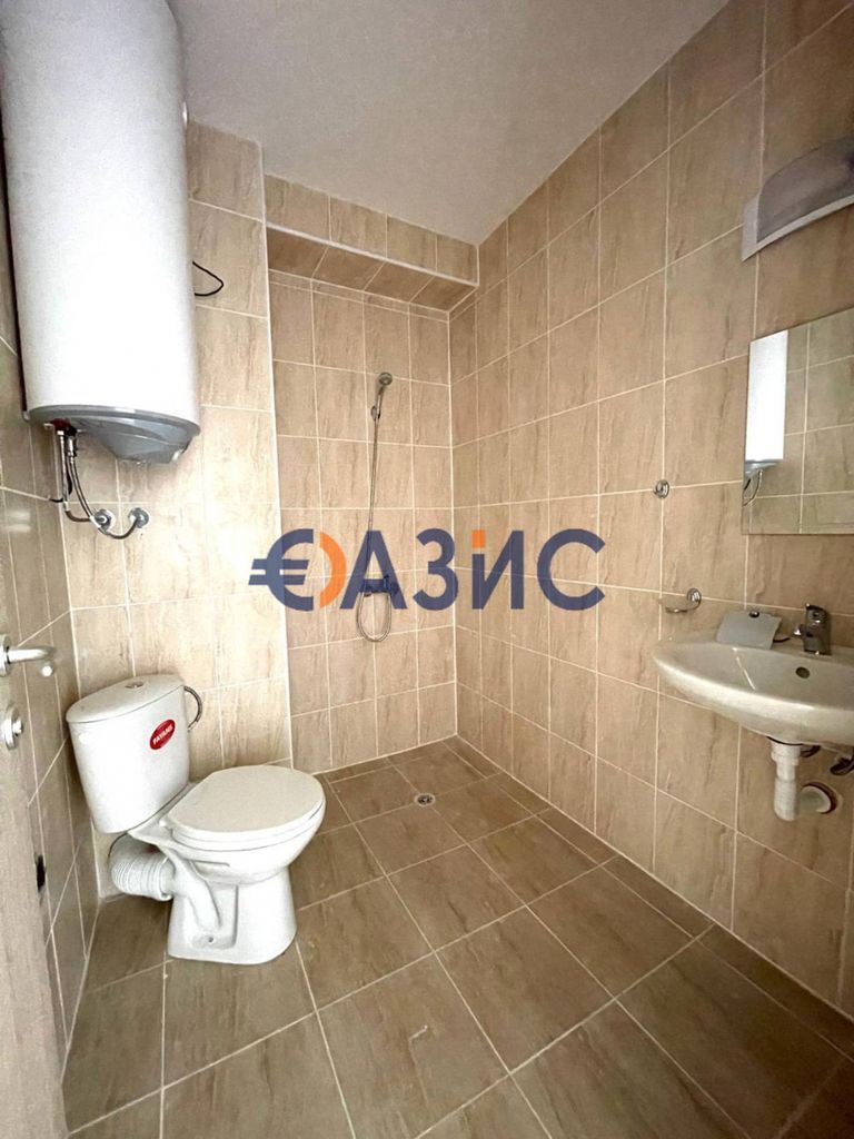Продава се Двустаен апартамент в к.к. Слънчев бряг - 50 кв.м за 770 €/кв.м - Снимка #6