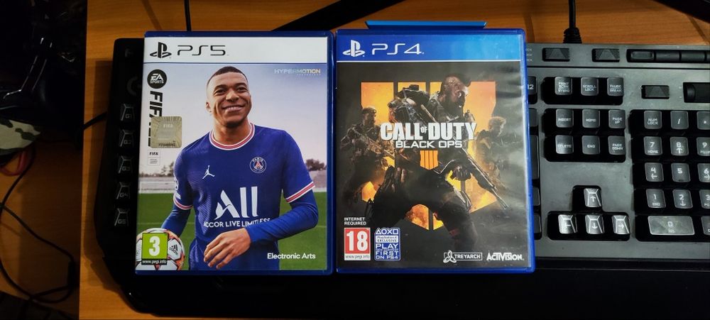 Fifa 22 & Call of duty black ops 4