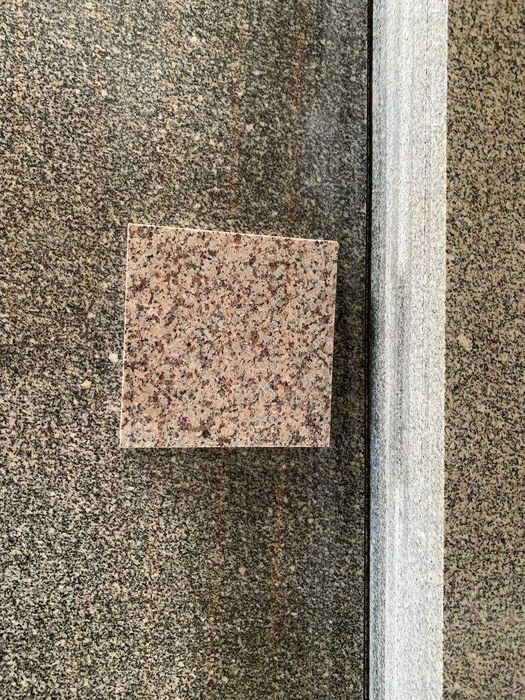 Гранит, А блок, сайқалланган.