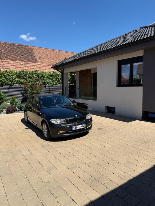 BMW seria 1 facelift 2010 120d