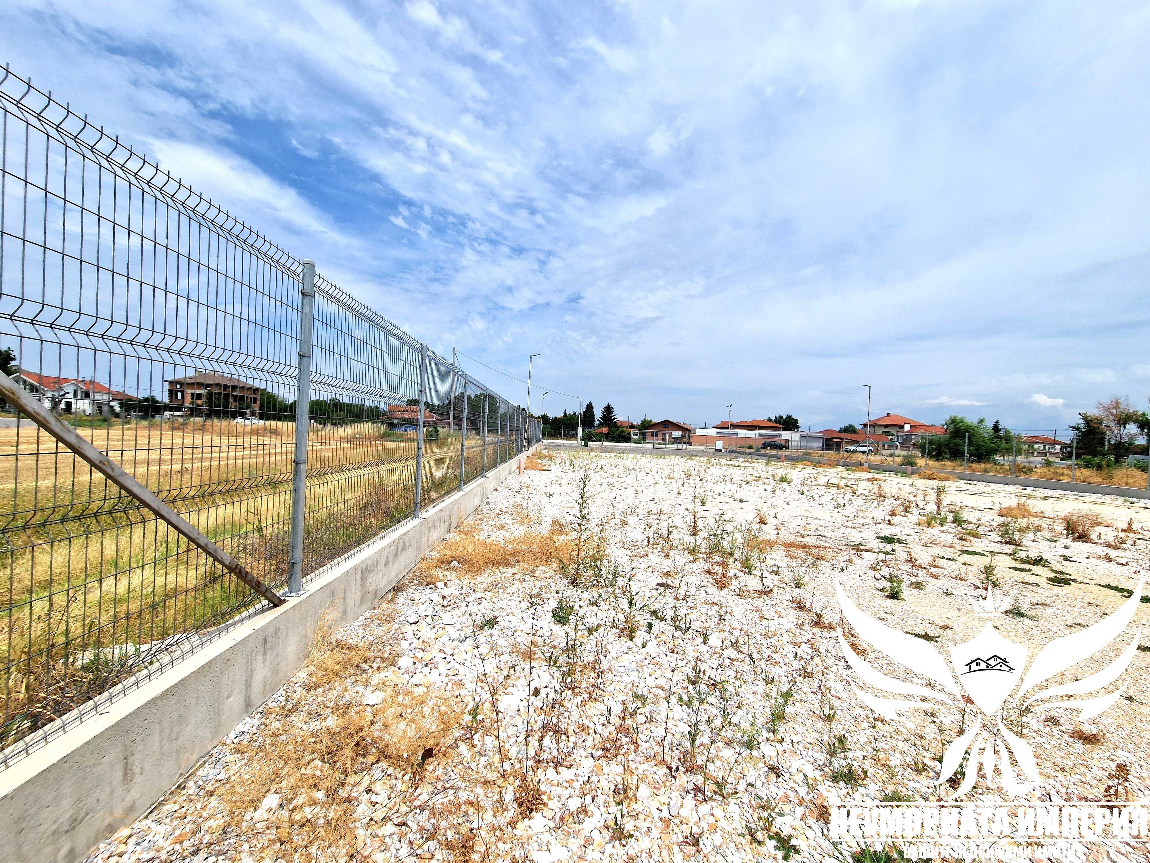 Продавам имот, парцел, автосалон, паркинг 3100кв. в с.Скутаре