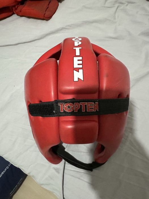 Каска Topten и екипировка