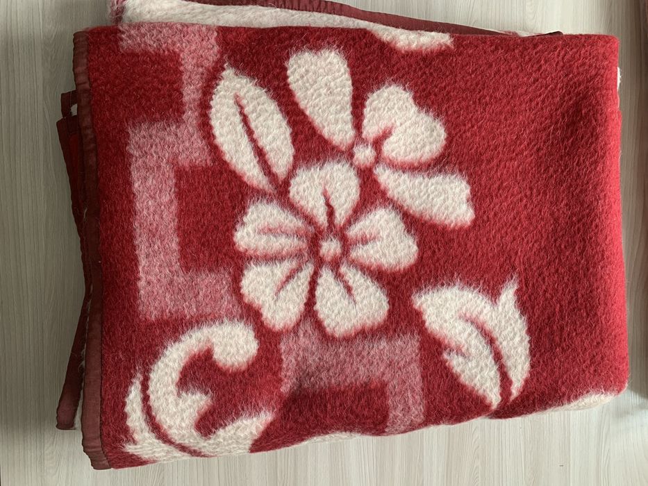 Продаю одеяла верблюжие