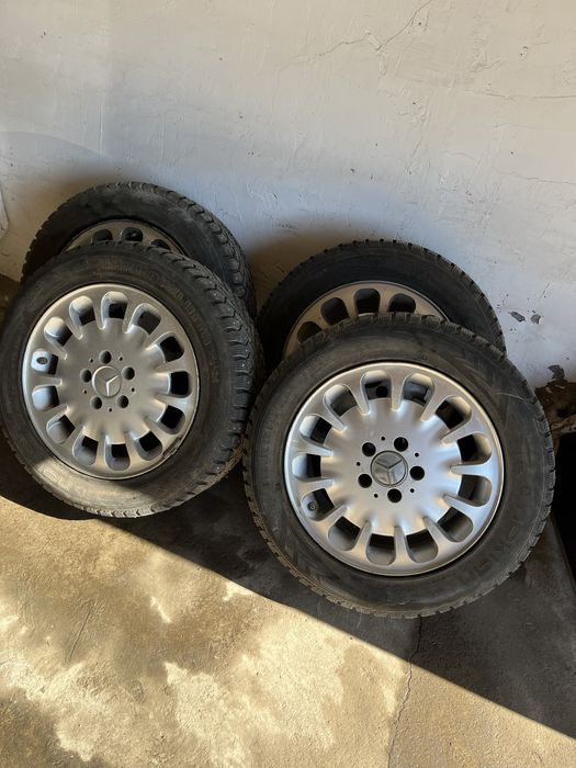 Продается автошины размер 225/55/16 nokian hakkapeliitta