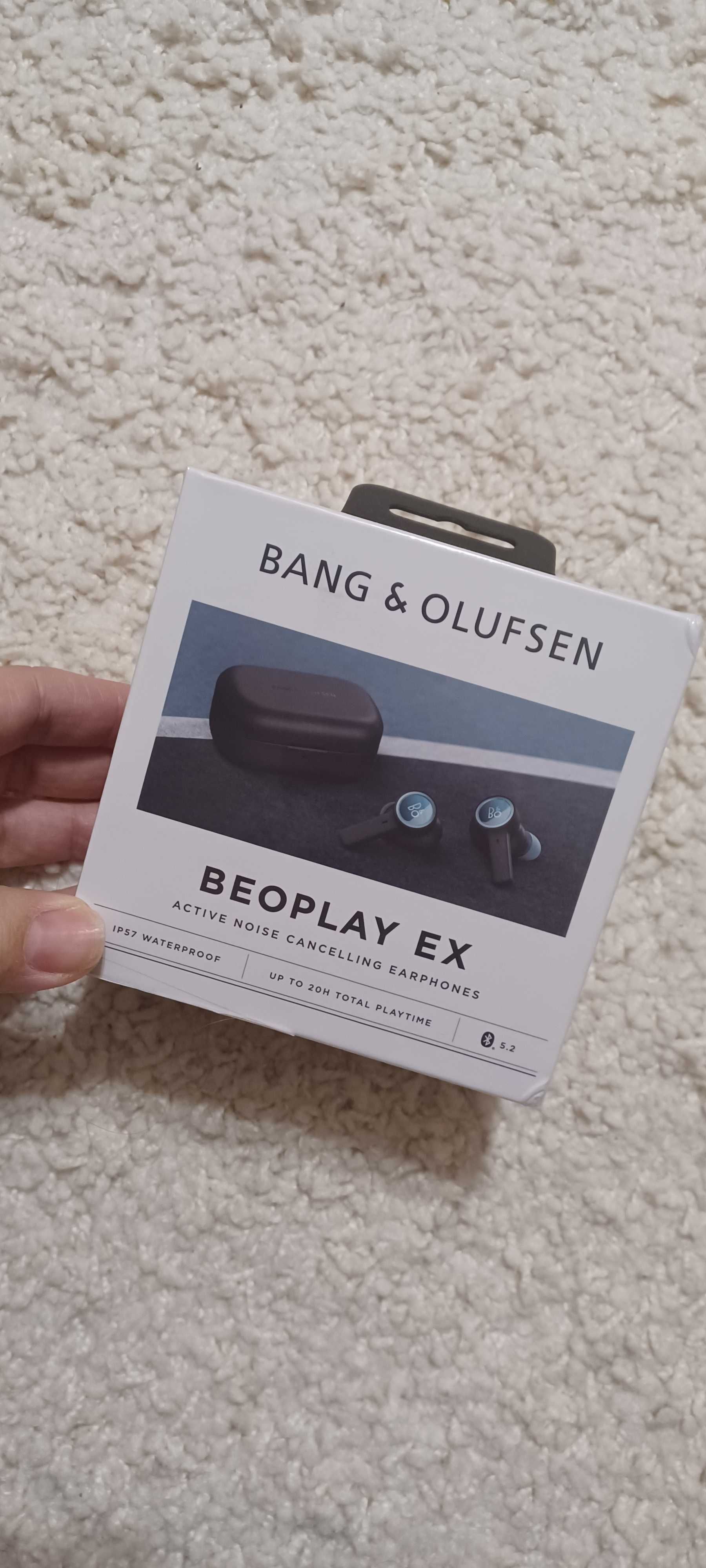 Casti Band & Olufsen Beoplay ex noi, sigilate, rezistente la apa
