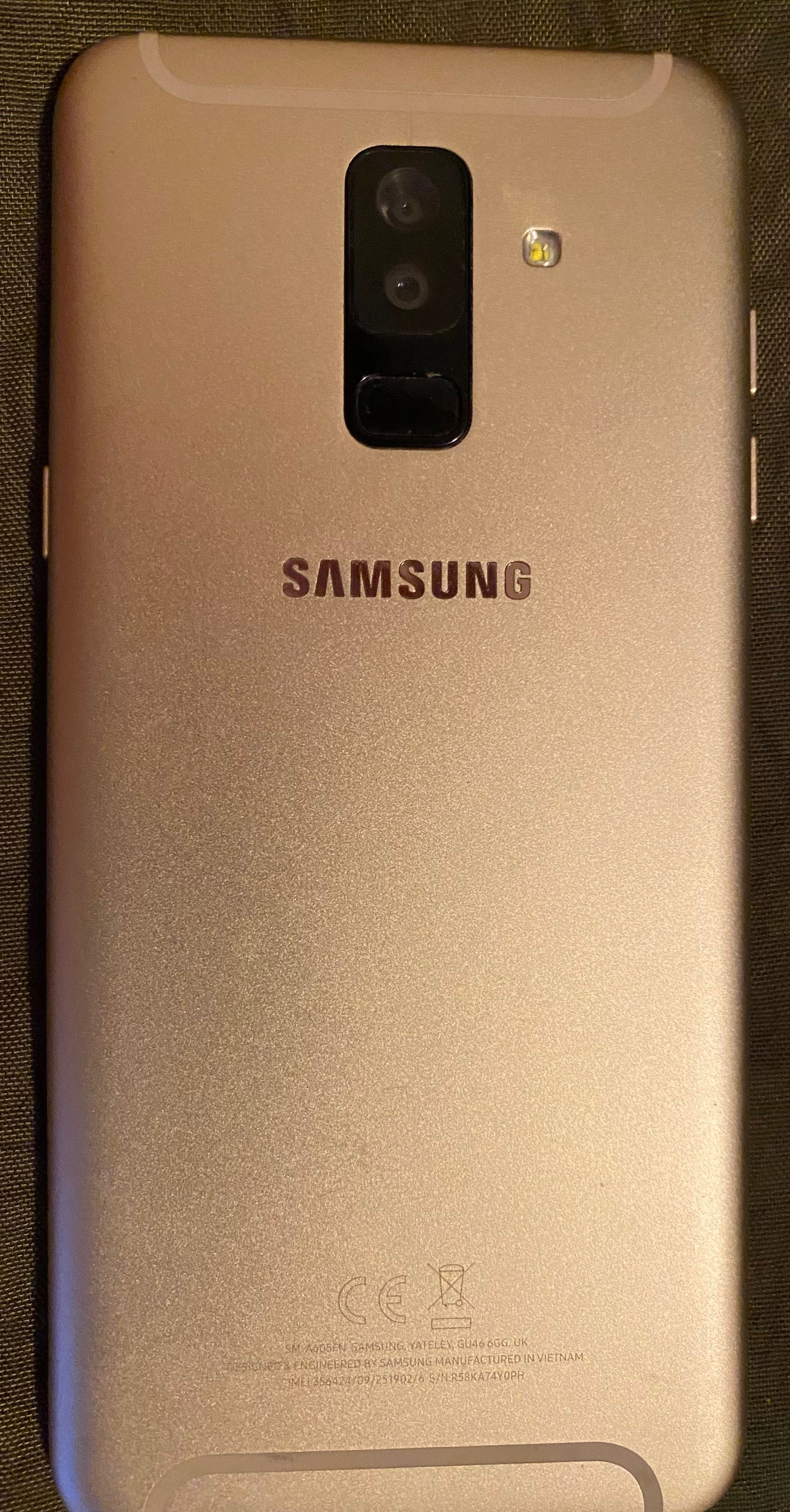 Telefon Samsung Galaxy A6+ [2018]