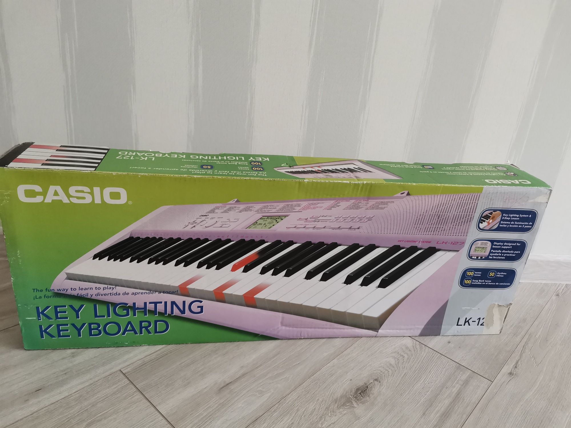 Синтезатор  Casio LK-127