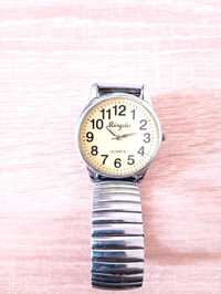 Кварцов часовник